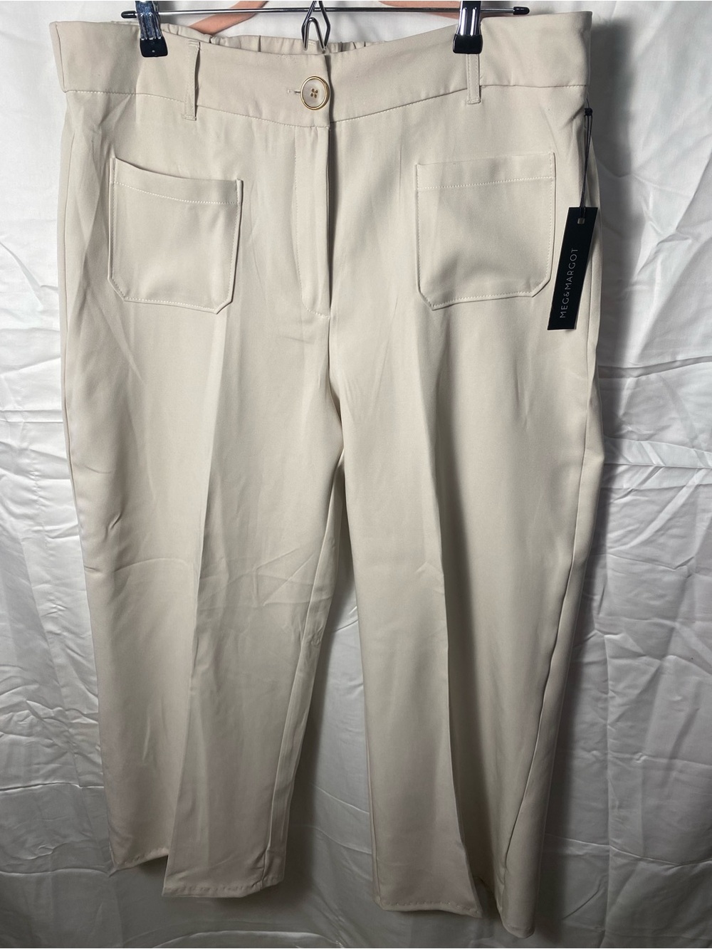 Pull-On Cropped Trousers in Light Beige